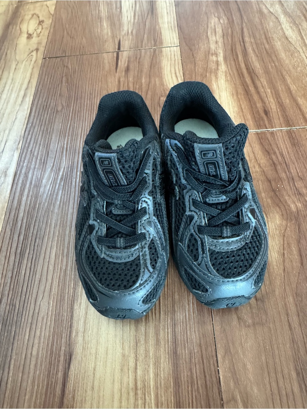 New Balance 740 Black Silver Toddler Sneakers 8